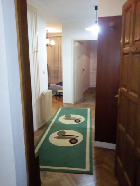 Čiče Romanijskog 6, Beograd