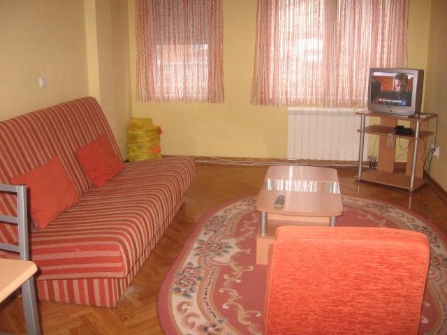 Marka Oreškovića 12, Beograd - 3