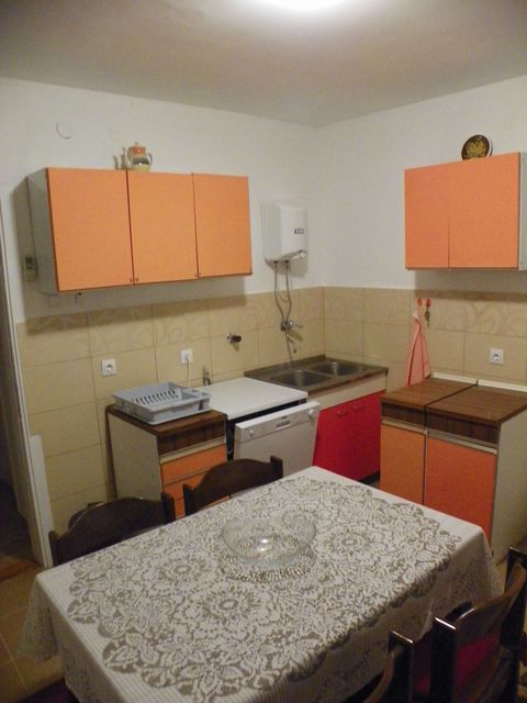 Makenzijeva 44, Beograd - 7