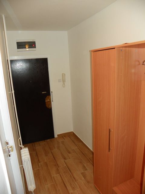 Makenzijeva 44, Beograd - 5