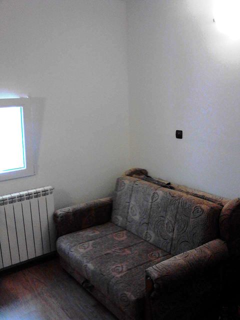Narodnih heroja 41B, Beograd - 15