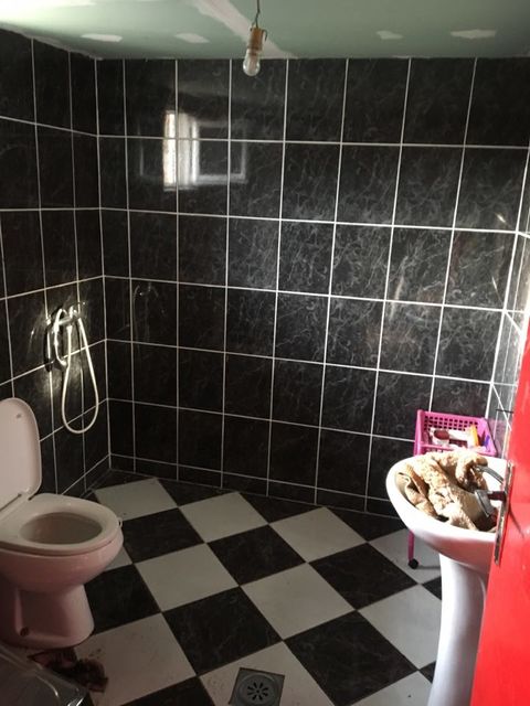 Put za rit  2, Titel - 9