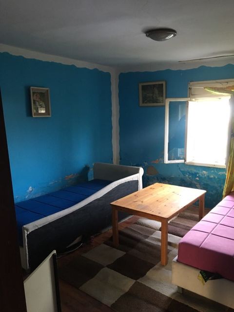 Put za rit  2, Titel - 2