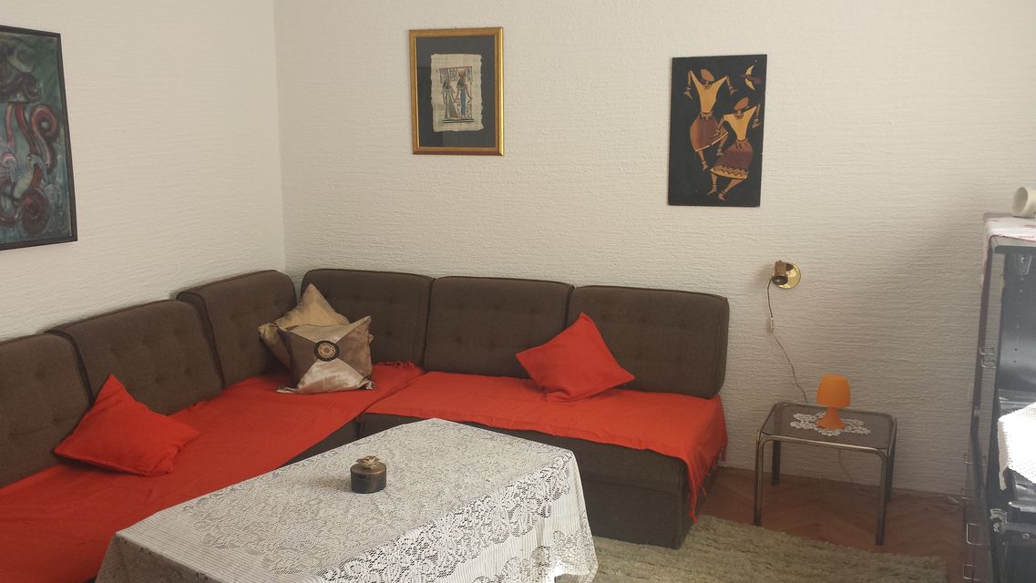 Drenovačka 9, Beograd - 2