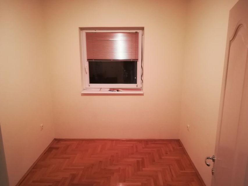 Zagrađe 48a, Beograd - 4
