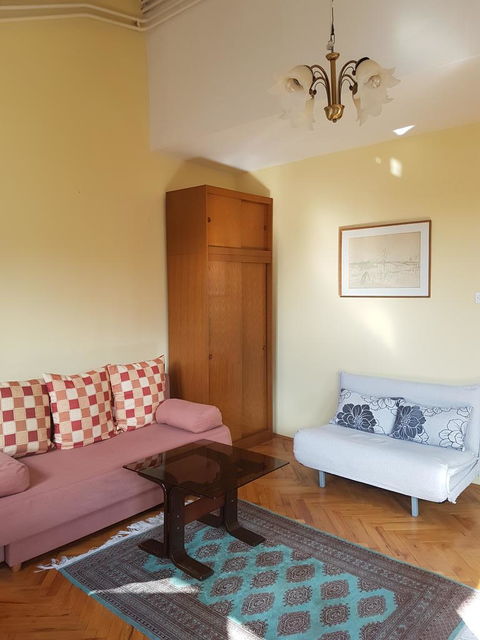 Stevana Opačića 36, Beograd - 2