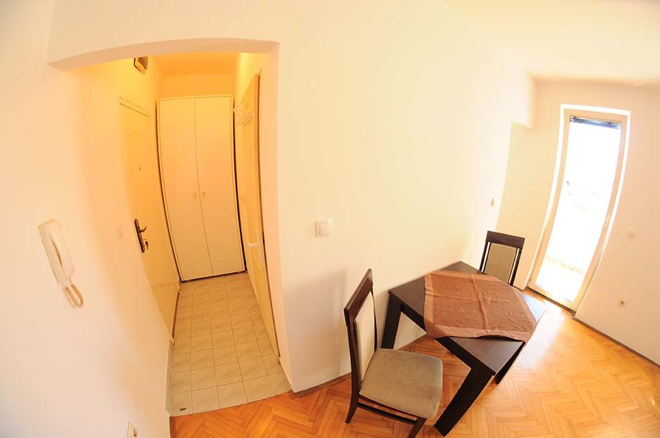 Teodosijeva 24, Beograd - 3