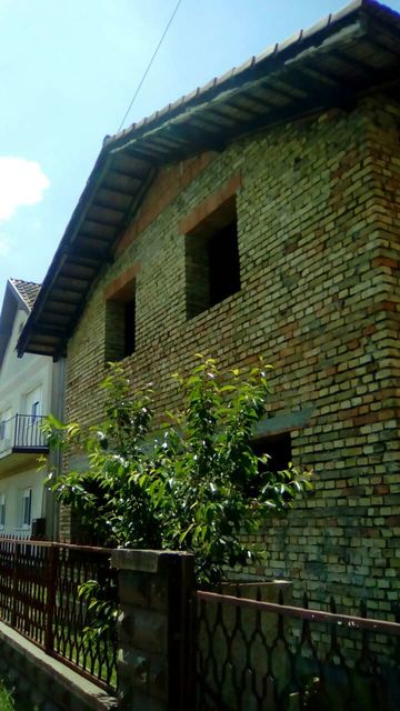 Branka Radičevića 3, Sirig - 2