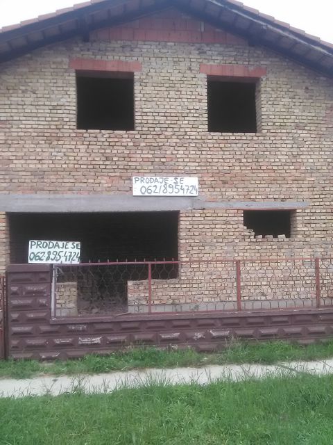 Branka Radičevića 3, Sirig - 1