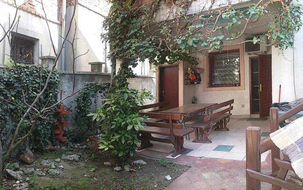 Dr Vladana Đorđevića 4a, Beograd - 19