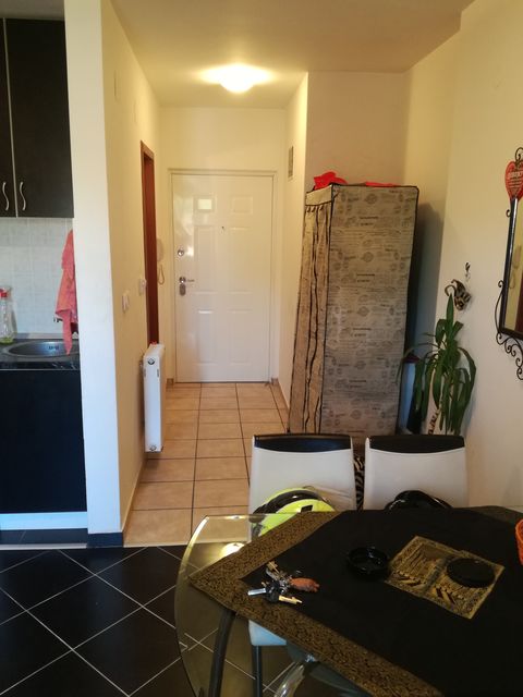 Srnetička 4, Beograd - 9