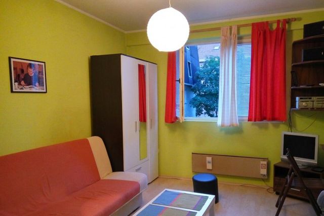 Vlašićka 16, Beograd - 1