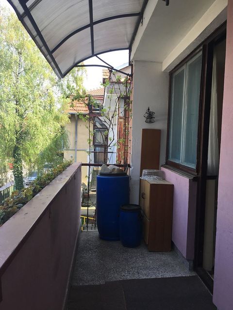 Petra Jovovića 29, Beograd - 5