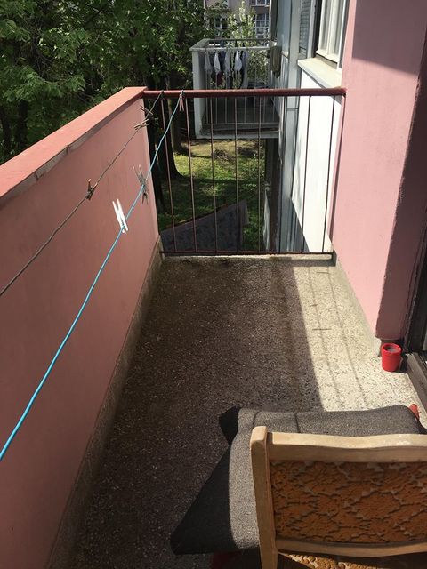 Petra Jovovića 29, Beograd - 3