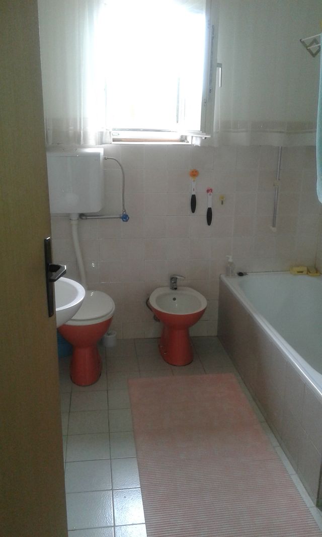 Norveških Interniraca 16, Ub - 17