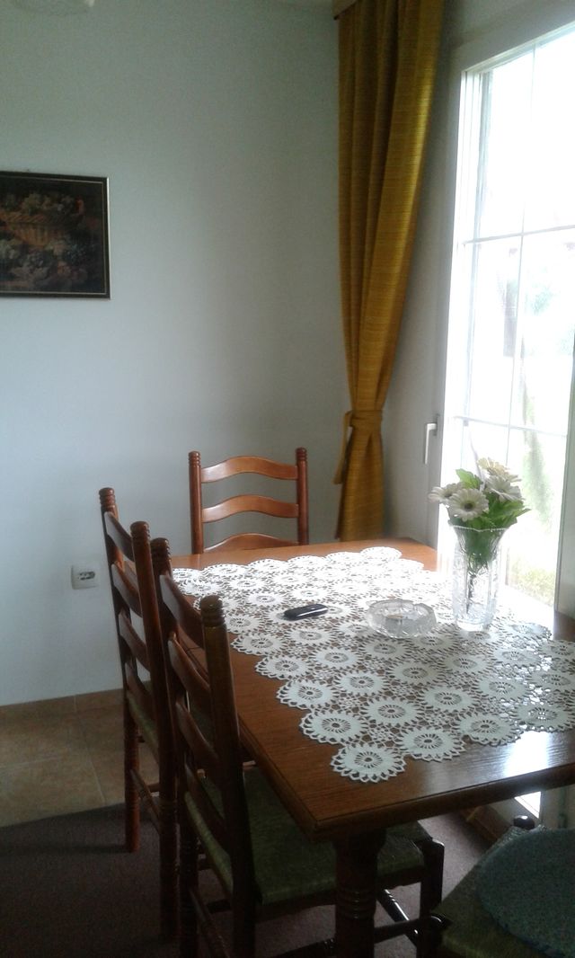 Norveških Interniraca 16, Ub - 9