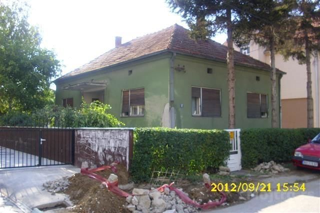 Mladena Milenkovića 17, Jagodina