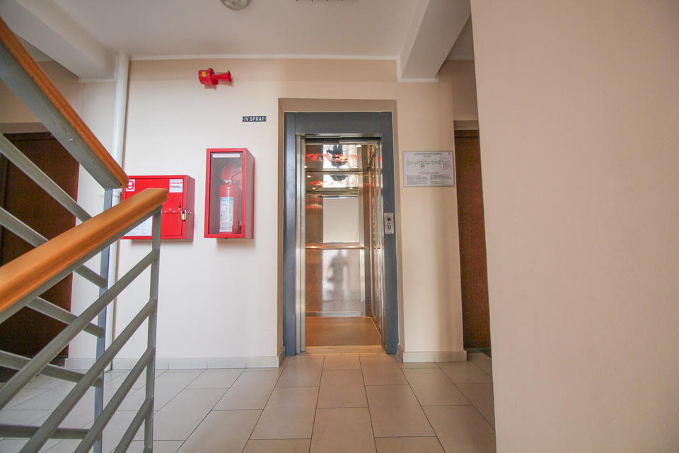 Doža Đerđa 21, Novi Sad - 9