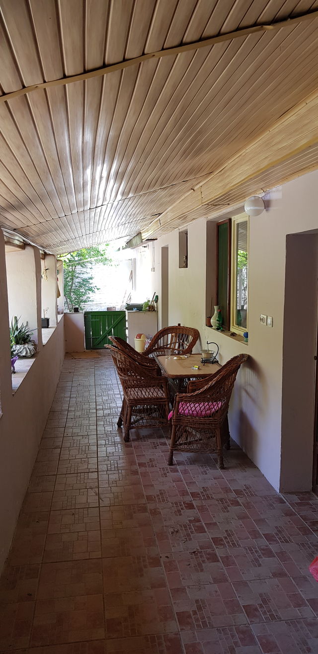 Kiš Ferenca 33, Debeljača - 2