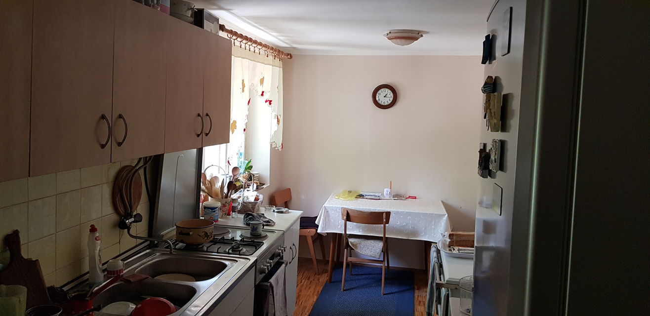 Kiš Ferenca 33, Debeljača - 3