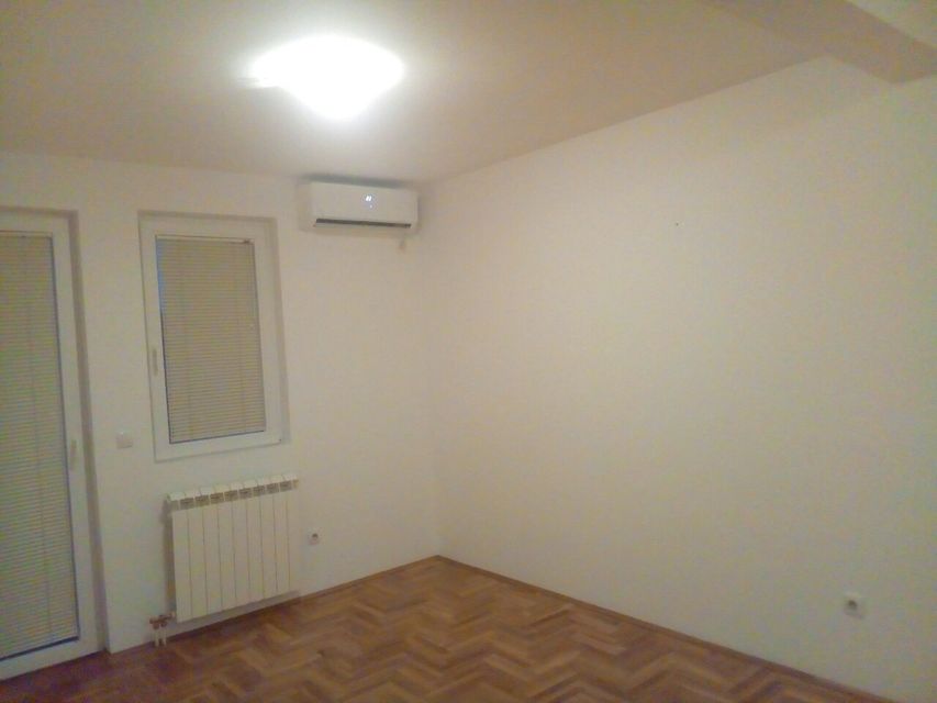 Mije Aleksića 6, Beograd - 7