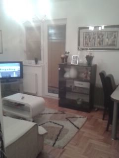 Odabašićeva 3, Beograd - 6