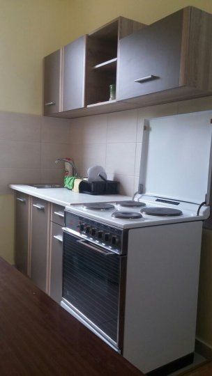 Nikole Doksata 32, Beograd - 3