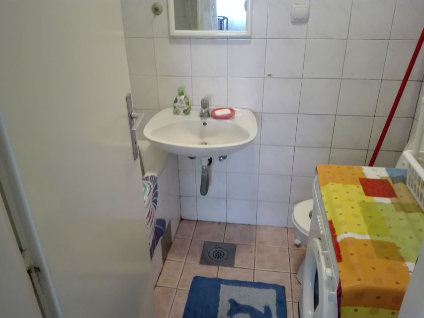 Radovana Miloševića 19, Beograd - 8