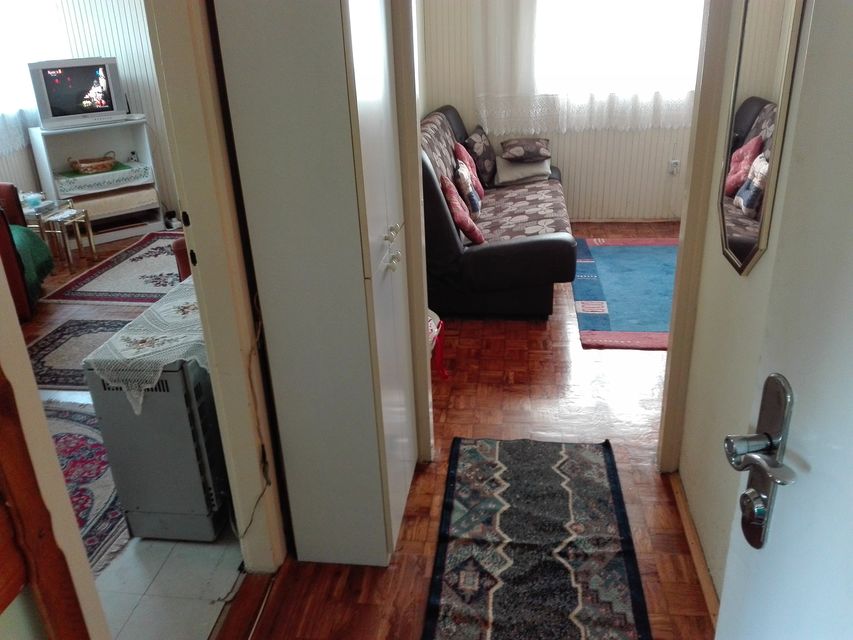 Radovana Miloševića 19, Beograd - 6