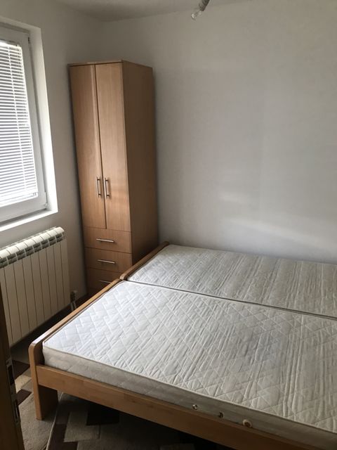 Vojvode Vlahovića 12, Beograd - 5