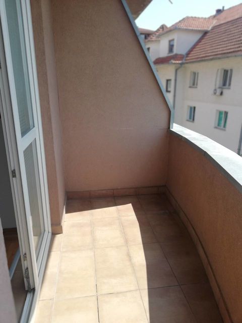 Branka Cvetkovića 27, Beograd - 12