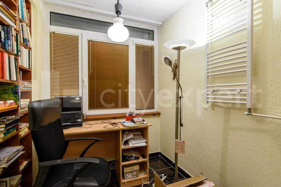 Učitelja Dragutina Prokića 17, Beograd - 6