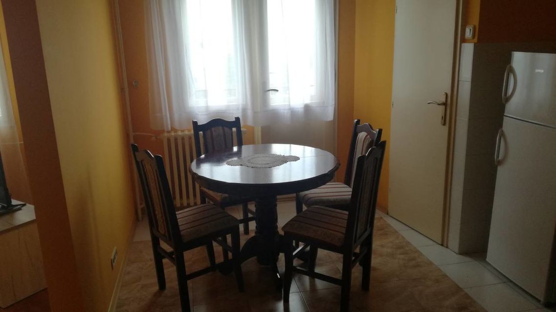 Birčaninova 35, Beograd - 4