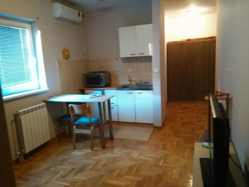 Braće Vučković 30, Beograd - 3