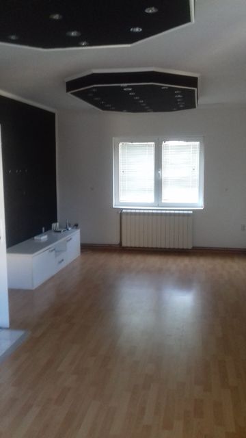 Slavonskih staza 4, Sremčica - 10