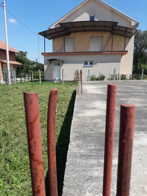 Milovana Milenkovića 2, Beograd - 3