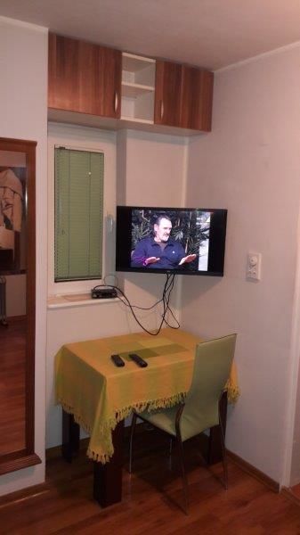 Hazarska 42a, Beograd - 5