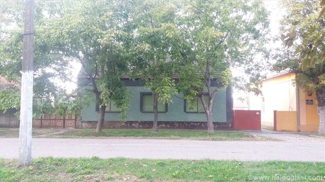 Bratstva i jedinstva  11, Torak - 3