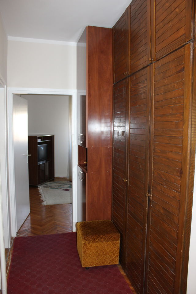 Jastrebačka 47, Beograd - 6