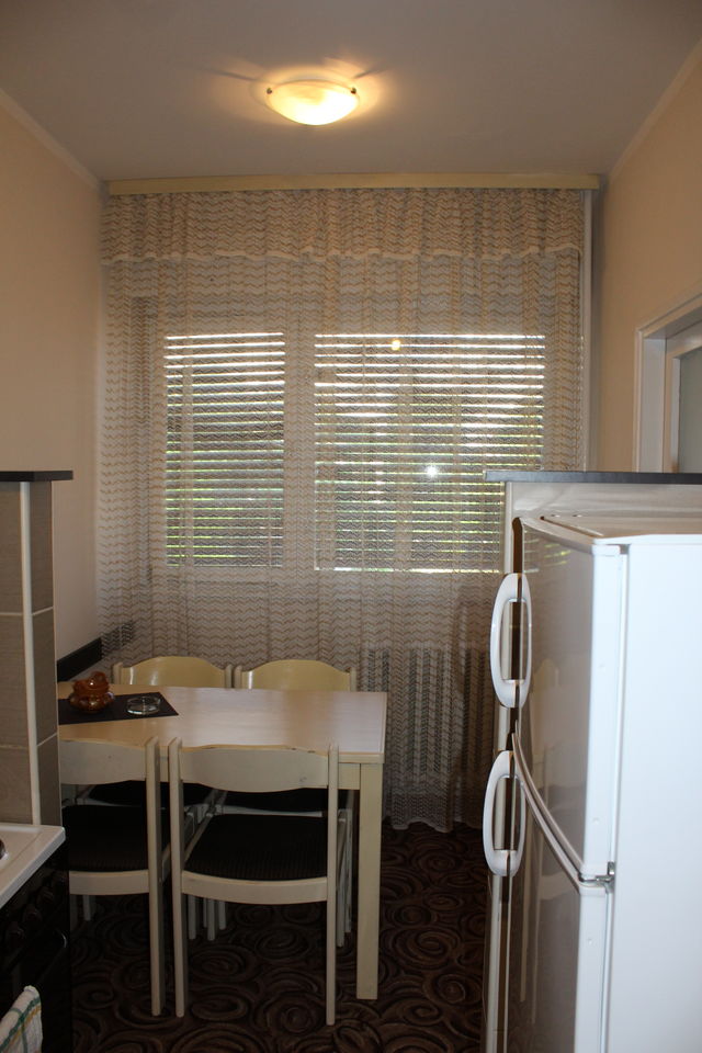 Jastrebačka 47, Beograd - 10