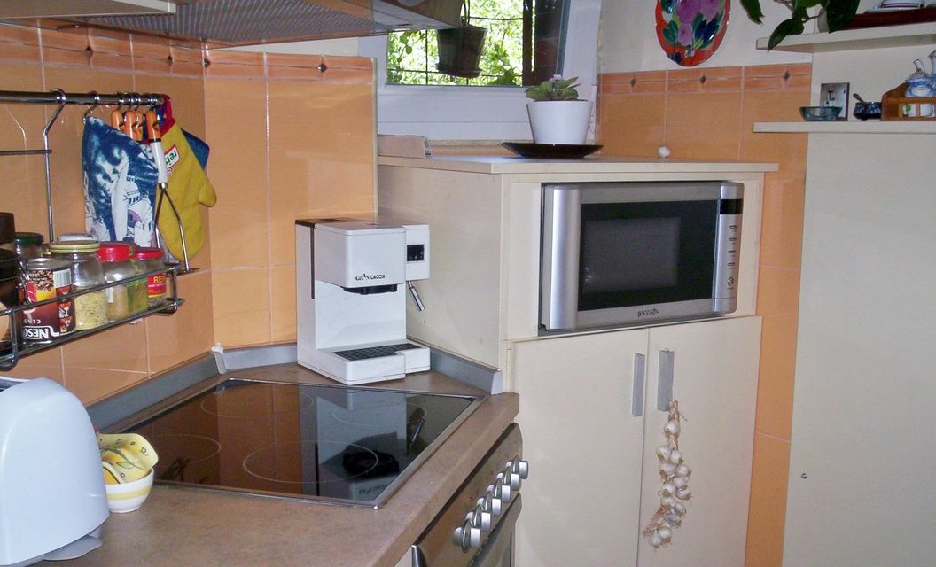 Omladinskih brigada 10, Beograd - 8