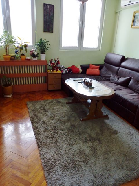 Omladinskih brigada 10, Beograd - 5