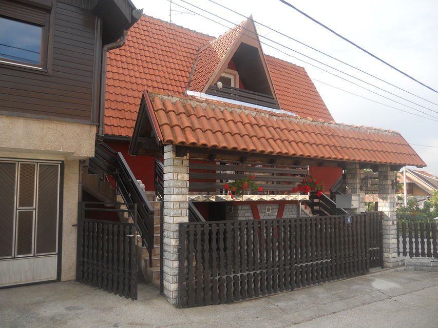 12 Atenica 4, Čačak - 7