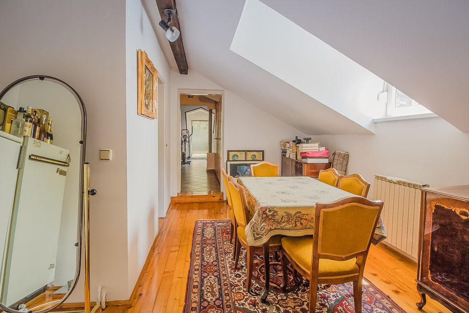 Vojvode Knićanina 4, Novi Sad - 16