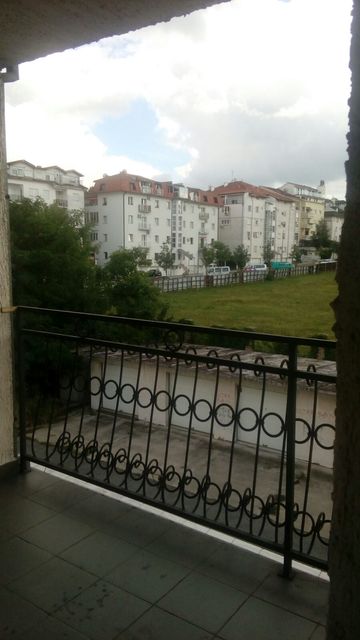 Jovana Marinovića 5a, Beograd - 10