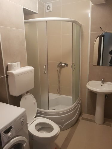 Jovanke Radaković 20, Beograd - 5