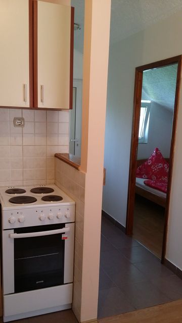 Isidora Stojanovića 46, Beograd - 10