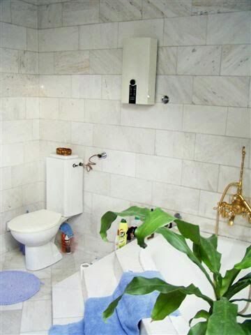 Glavna 12, Beograd - 8