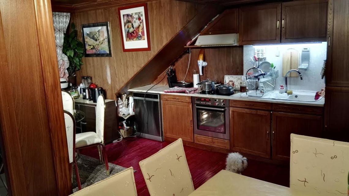 Glavna 12, Beograd - 5