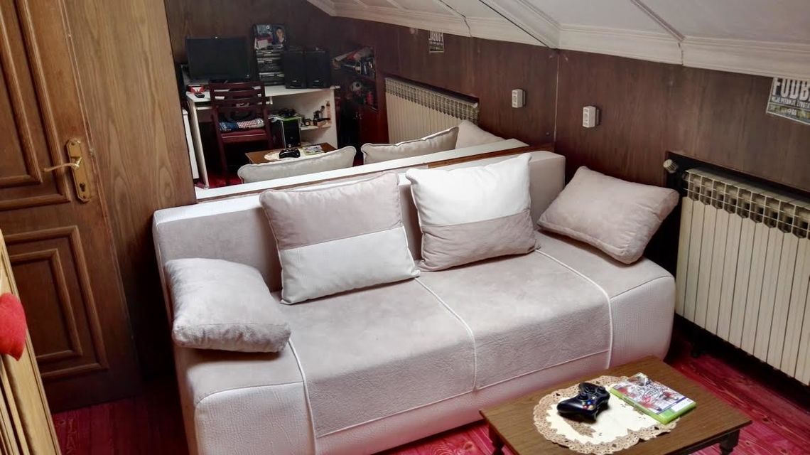 Glavna 12, Beograd - 10